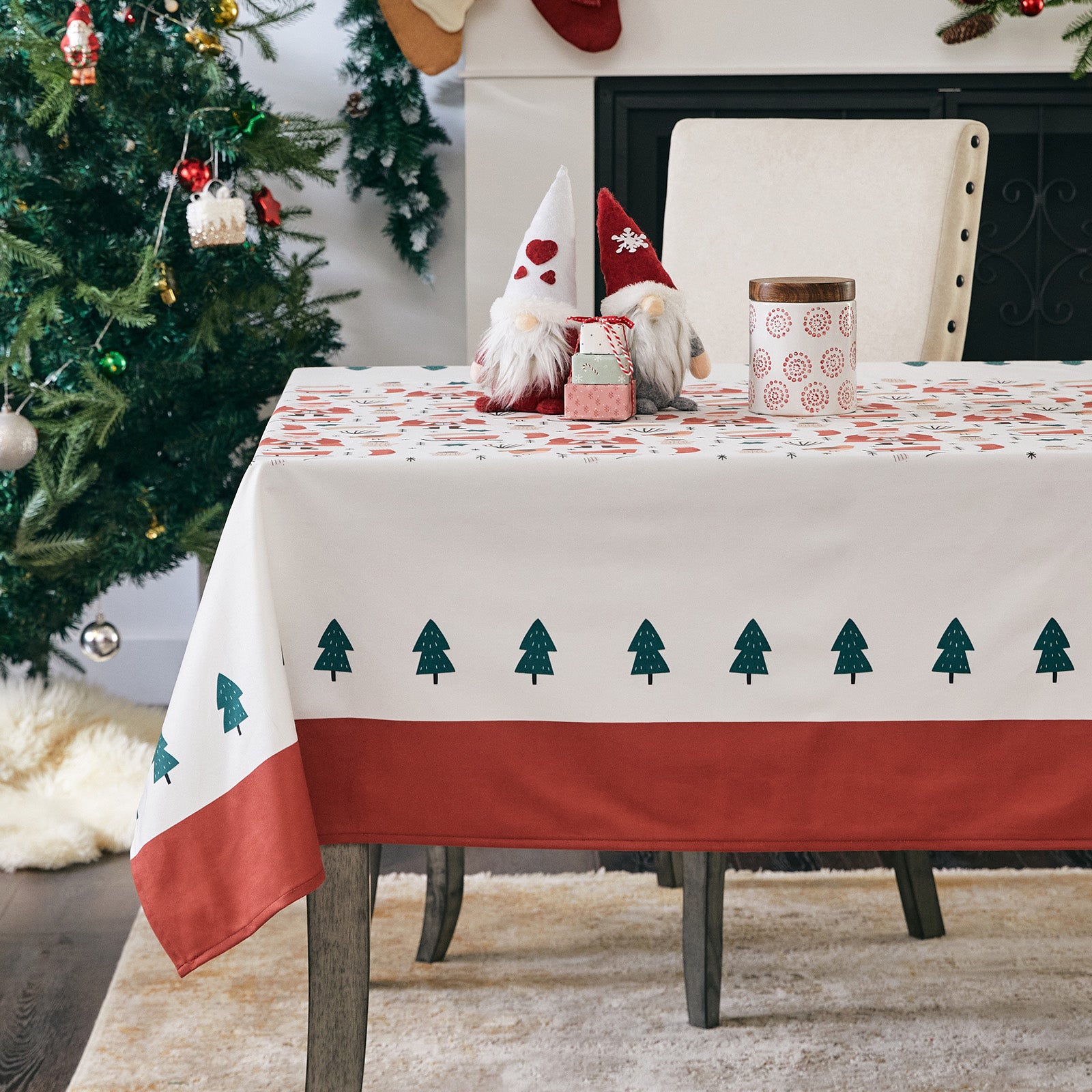 Belffin Jolly Christmas Tablecloth