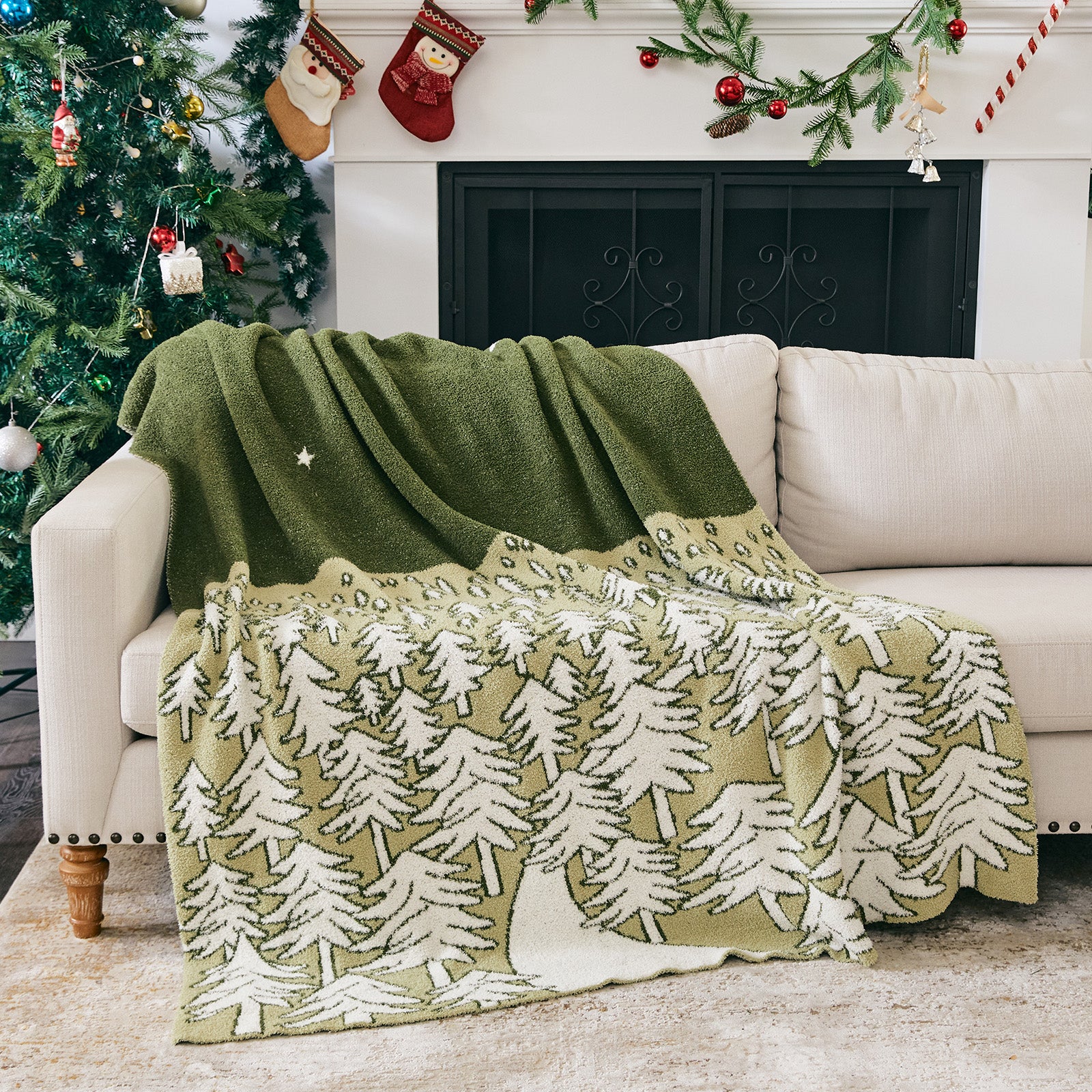 Belffin Holiday Pines Throw Blanket