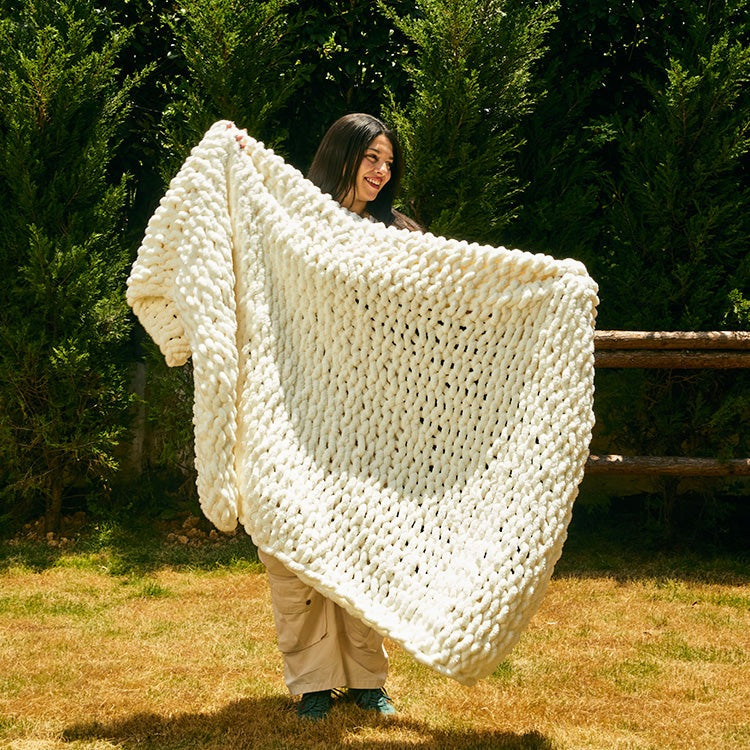 Belffin Soft Thick Yarn Cable Knit Blanket