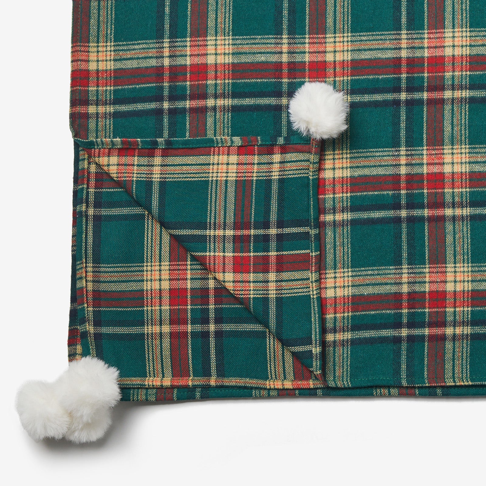 Belffin Festive Tartan Tablecloth with Pom-Poms