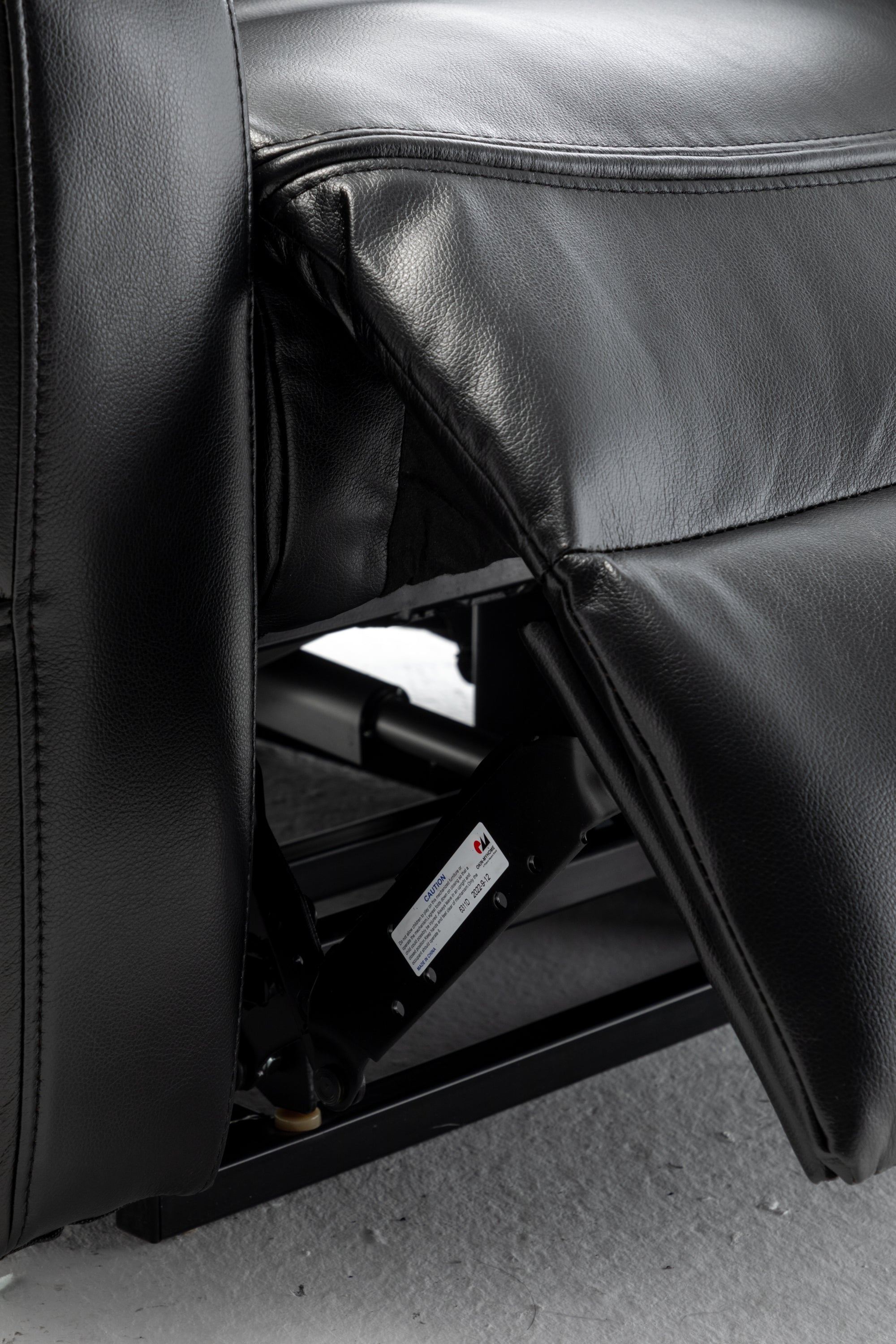 Faux-Leather-Sand-Black