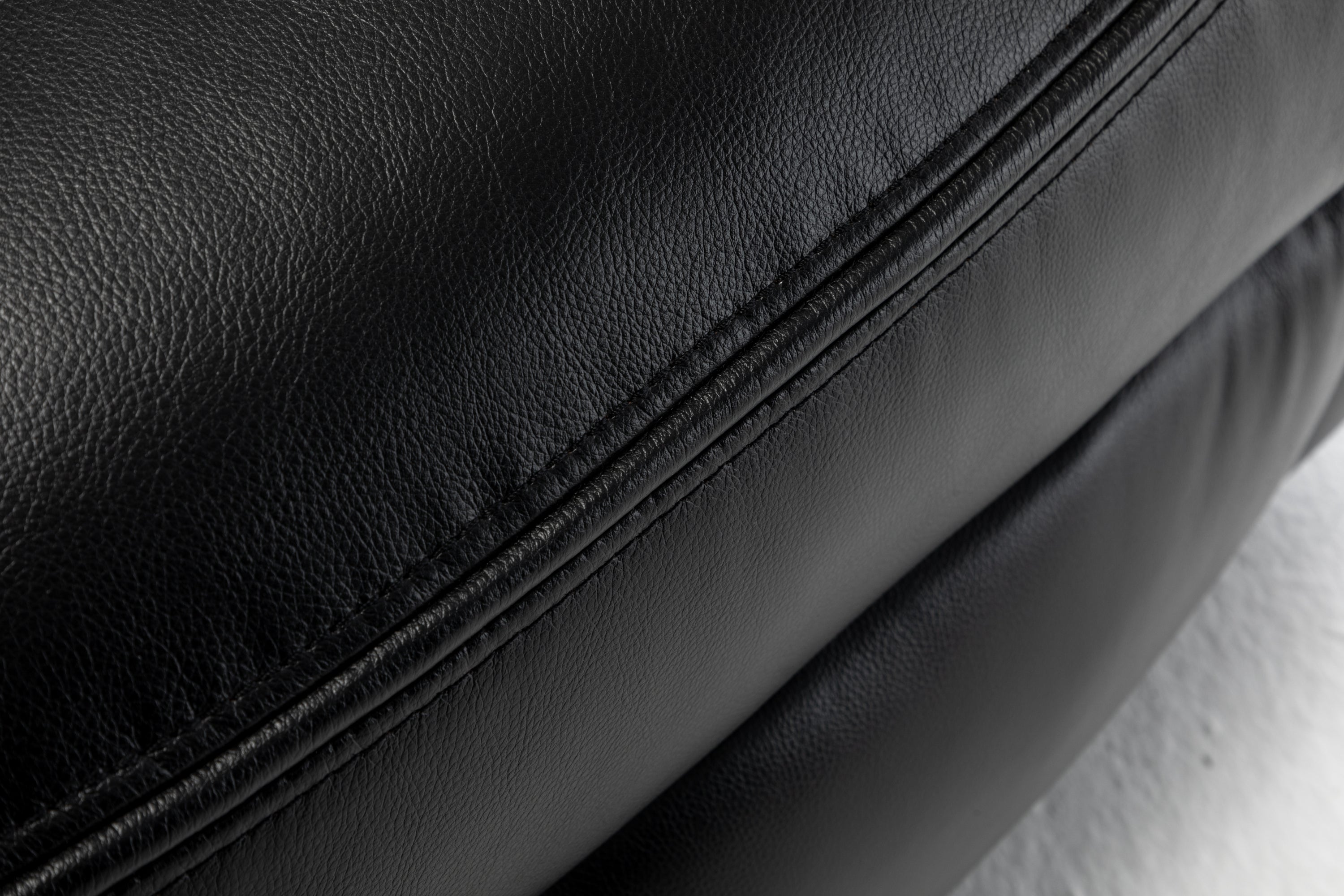 Faux-Leather-Sand-Black